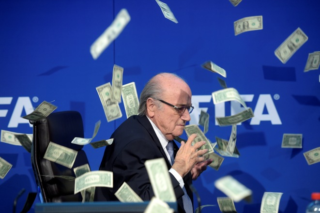 FIFA BLATTER PROTESTA